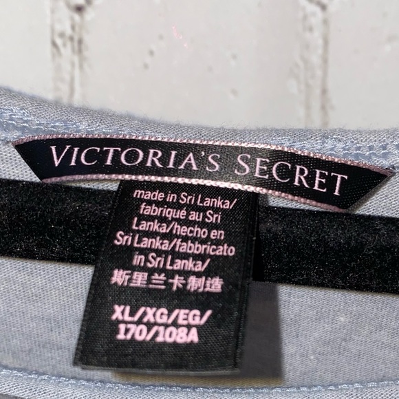 🎓VS Gray Pajama Tee Shirt with Silver Sequins Angel - Picture 6 of 6